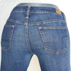 AEO Size 10/30 Regular "Boy Fit" Boyfriend Jeans